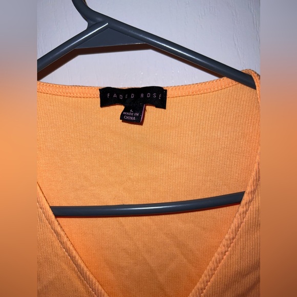 orange shirt - Picture 2 of 3